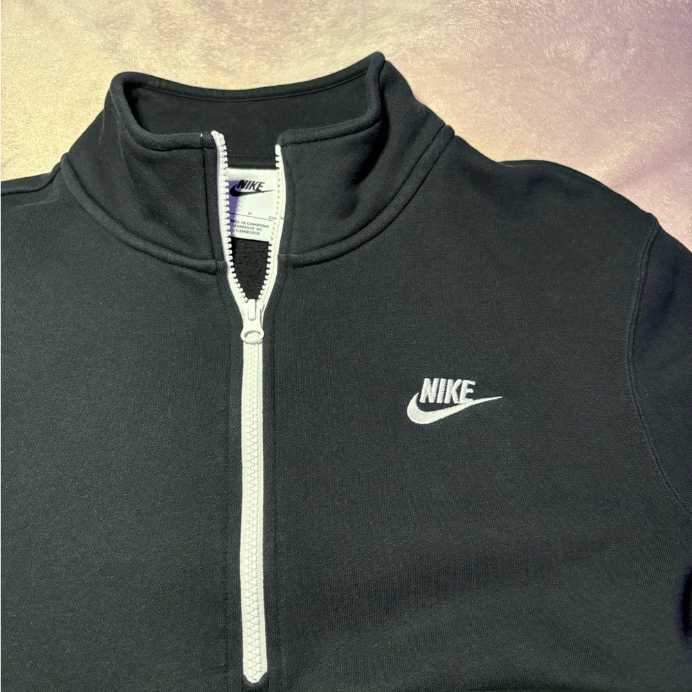 Nike Black and White Quarter-Zip Top
